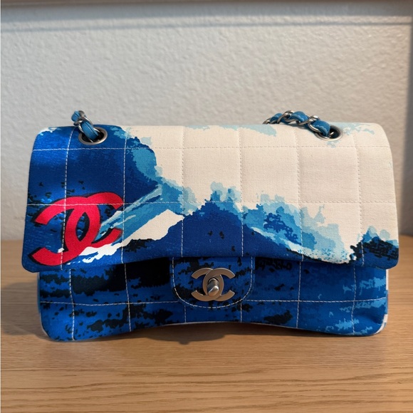 CHANEL Handbags - Chanel Vintage Surfline Flap Bag